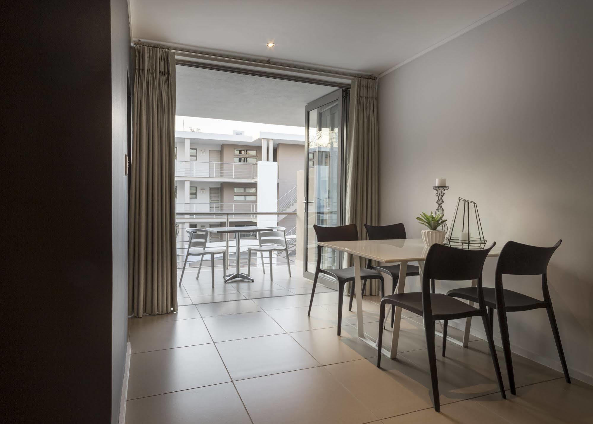 C.A.G - Upper East Side Lejlighed Sandton Eksteriør billede